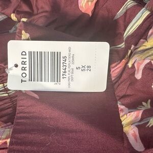Torrid, NWT, a-line midi skirt! Size 5